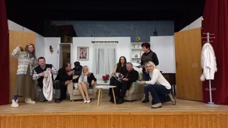 Ekipa pred nastopom v Dobju